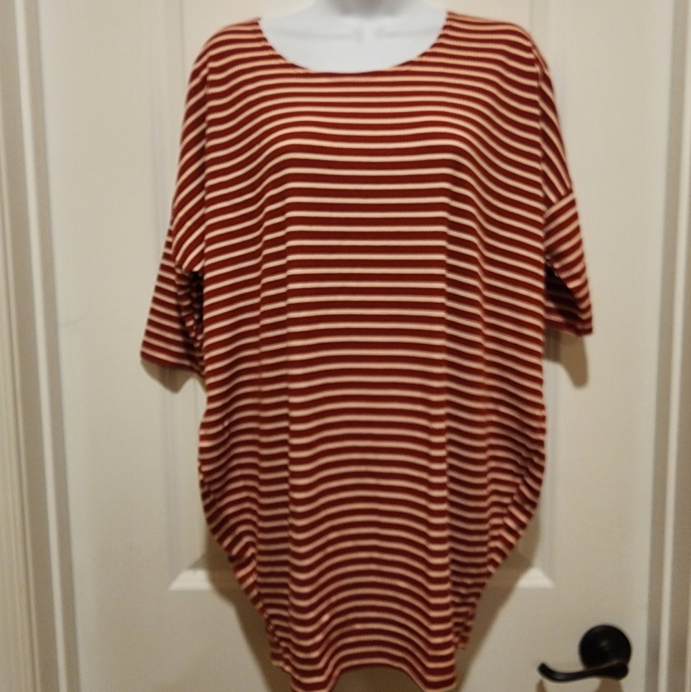 Agnes and Dora Dolman Tunic
